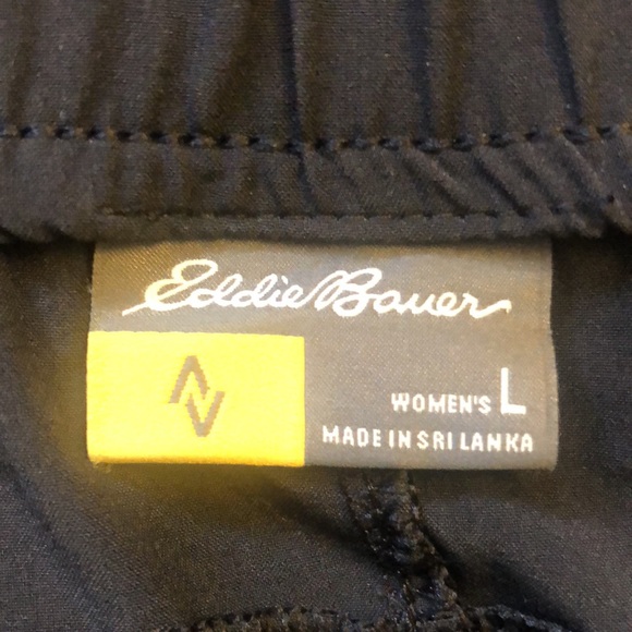 Eddie Bauer cropped pants - Picture 6 of 8